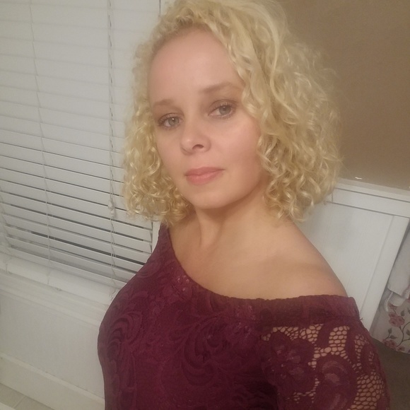 Meet your Posher, Faith - Picture 1 of 1